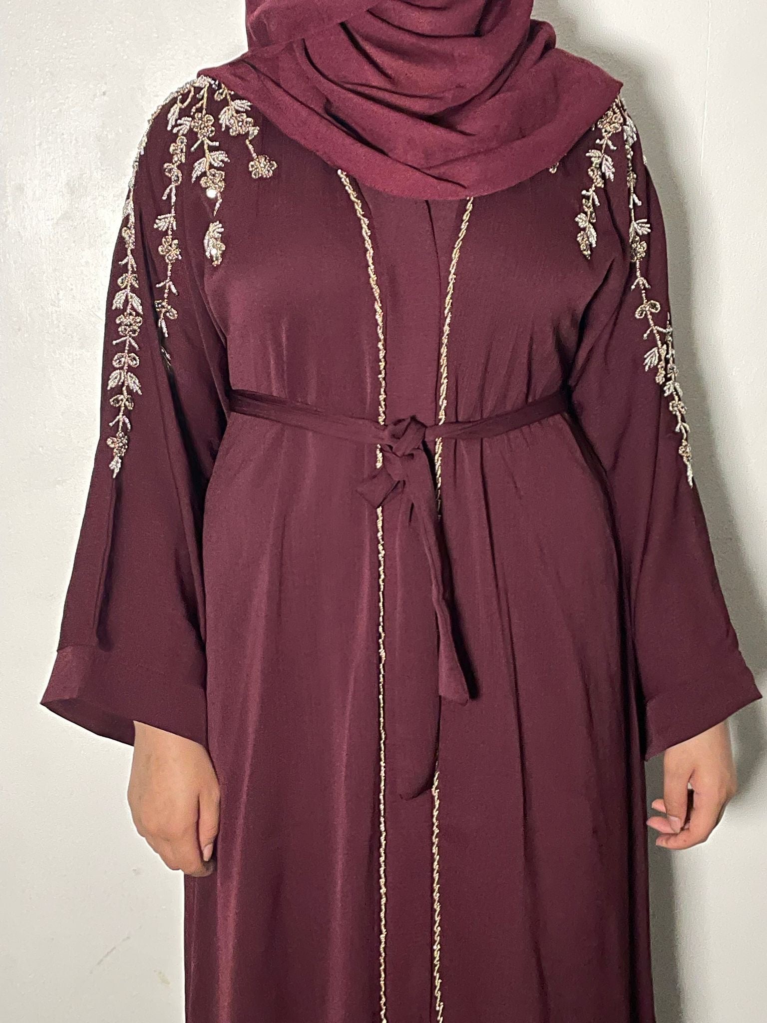 Rida Abaya with Intricate Gold & Silver Embellishments Elegant Design for Any Occasion Black Abaya with Floral Emblishment