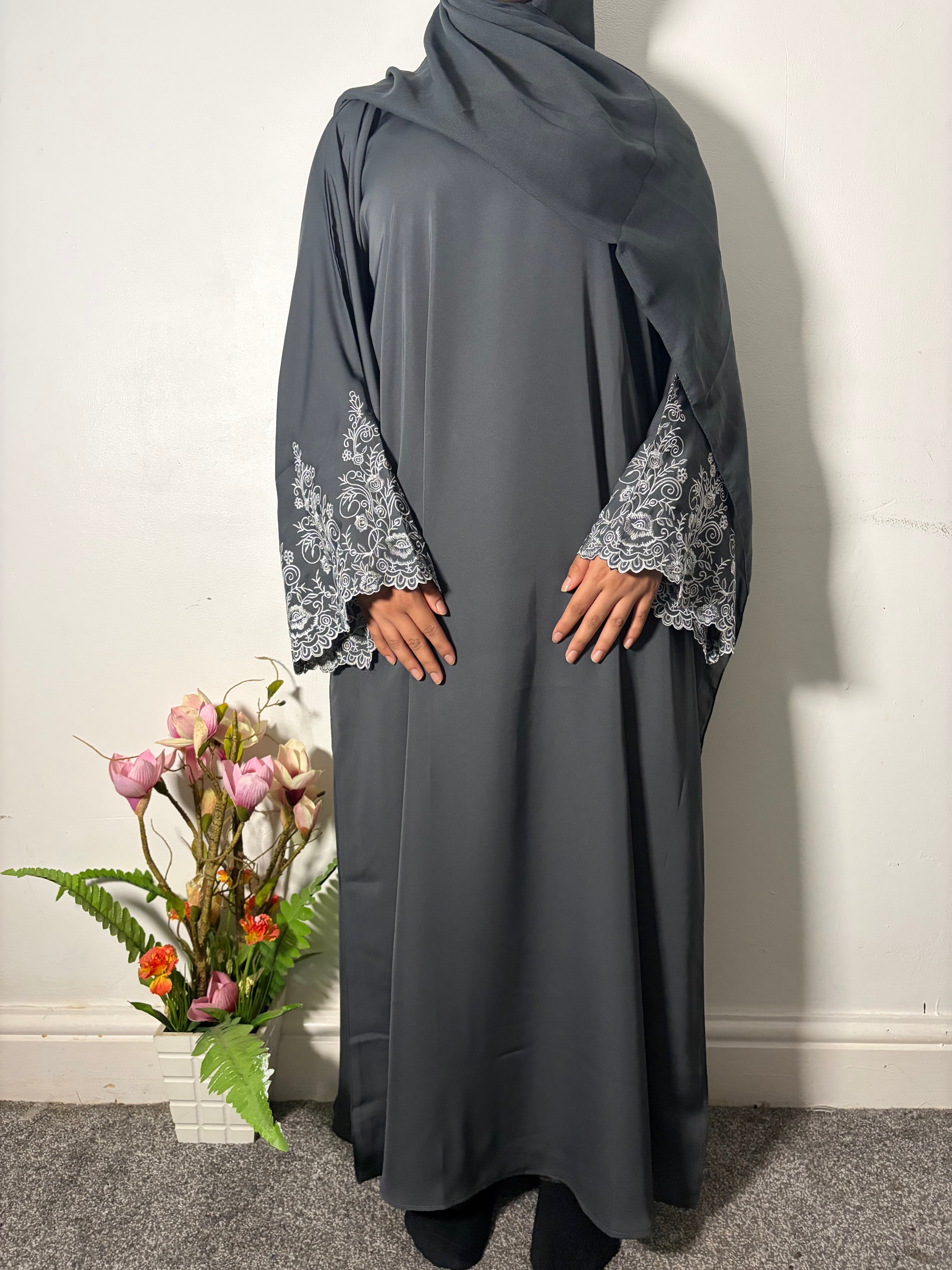 Fatima Abaya