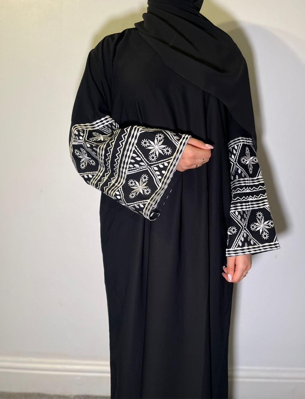Safa Abaya with Embroidered Sleeves and Pockets - Premium Nida Fabric essential hitam ramadan embroidery elegant daily