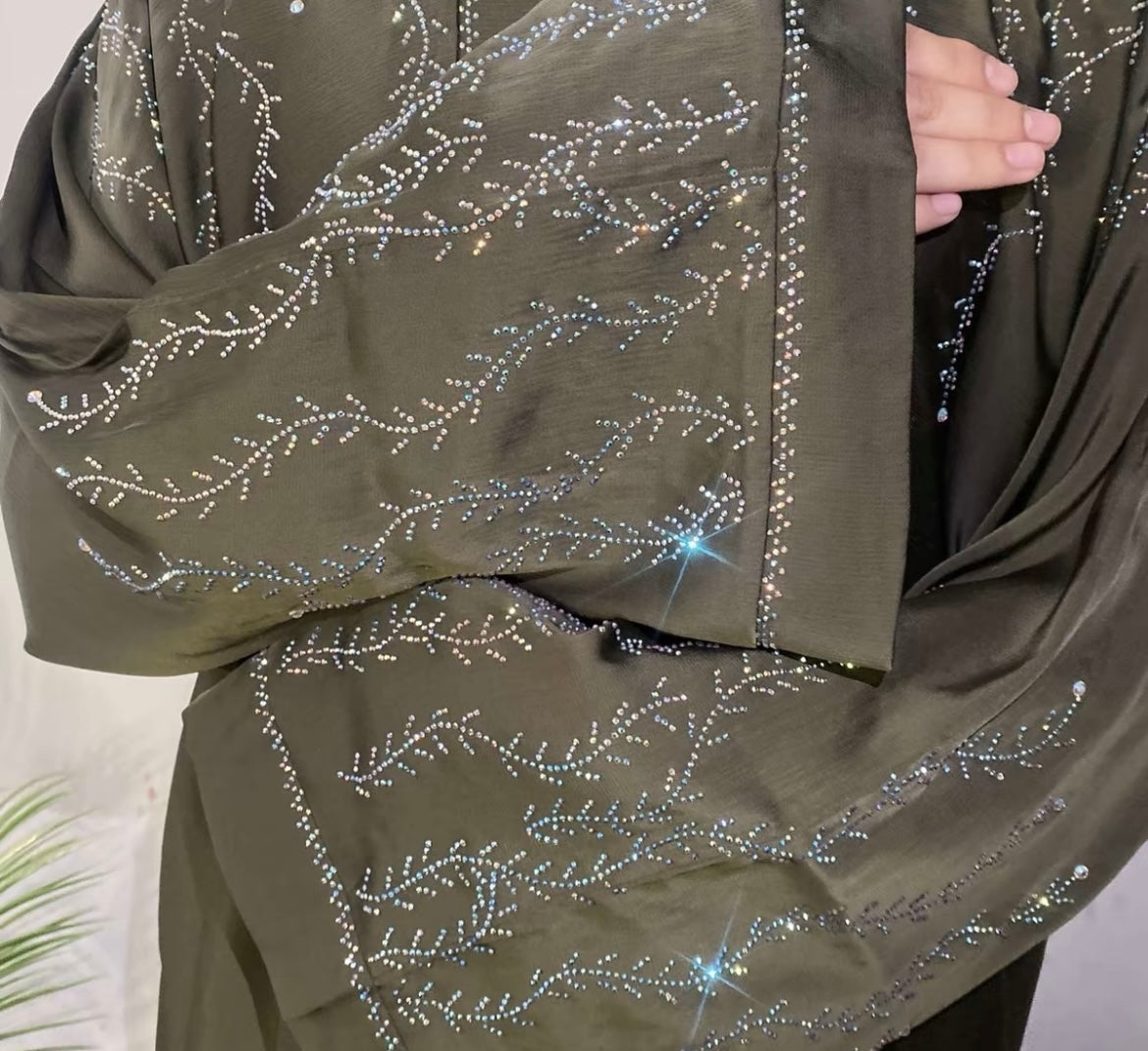 Marwa Abaya In Midnight - Olive