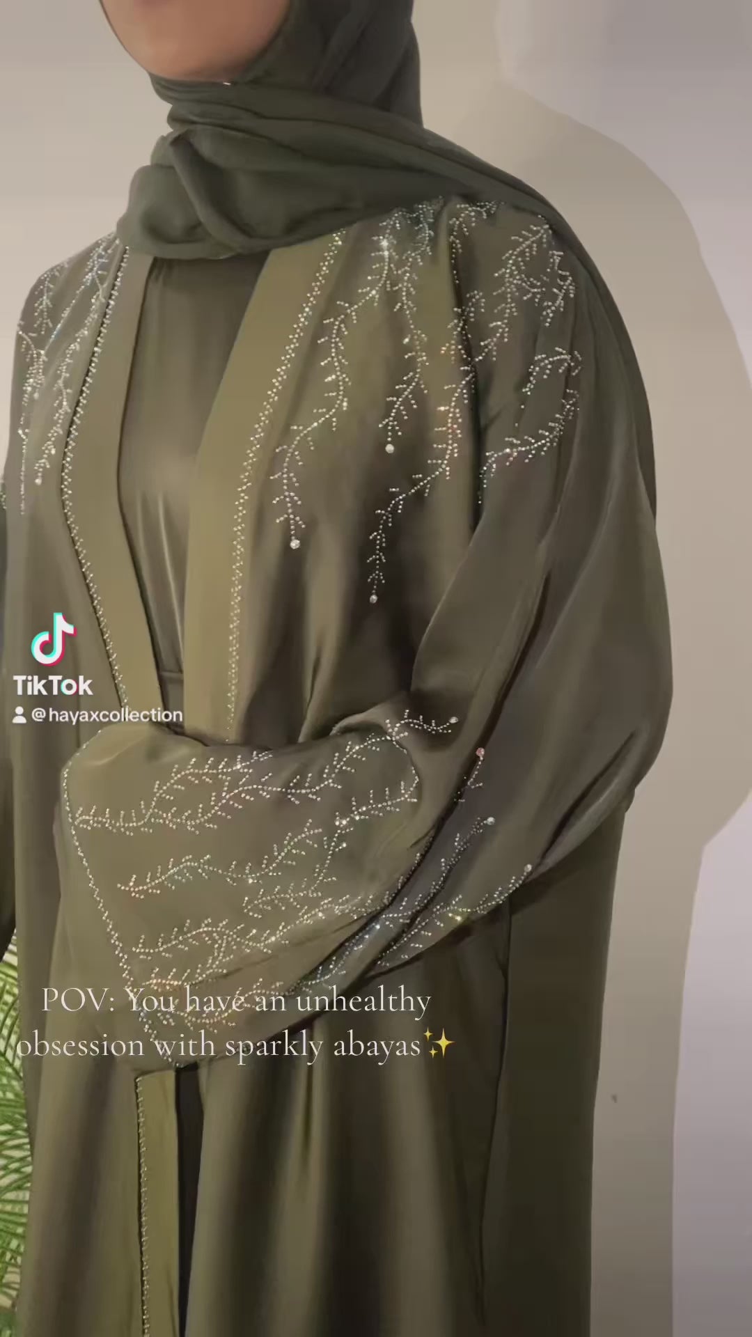 Marwa Abaya In Midnight - Olive