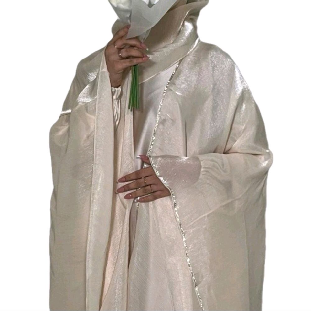 Noor Abaya