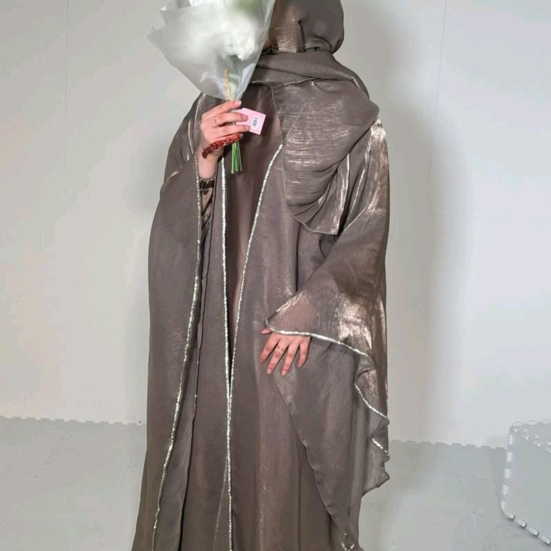 Noor Abaya